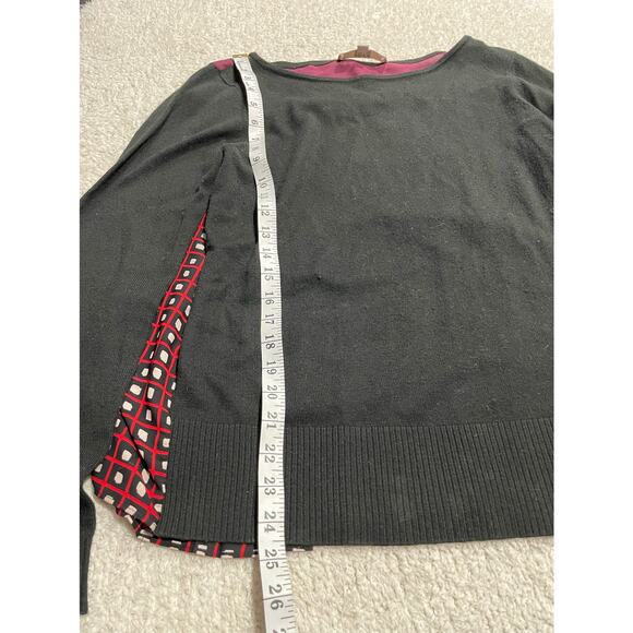 Loft Women's Size Medium Boat Neck Back Printed Geo Pleated Sweatshirt Black Red - Picture 3 of 7